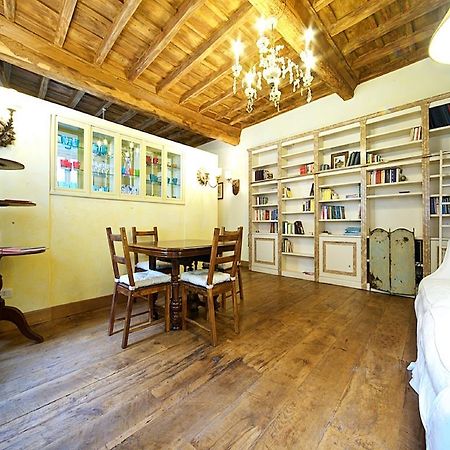 Charming Trastevere Apartment Rom Exteriör bild
