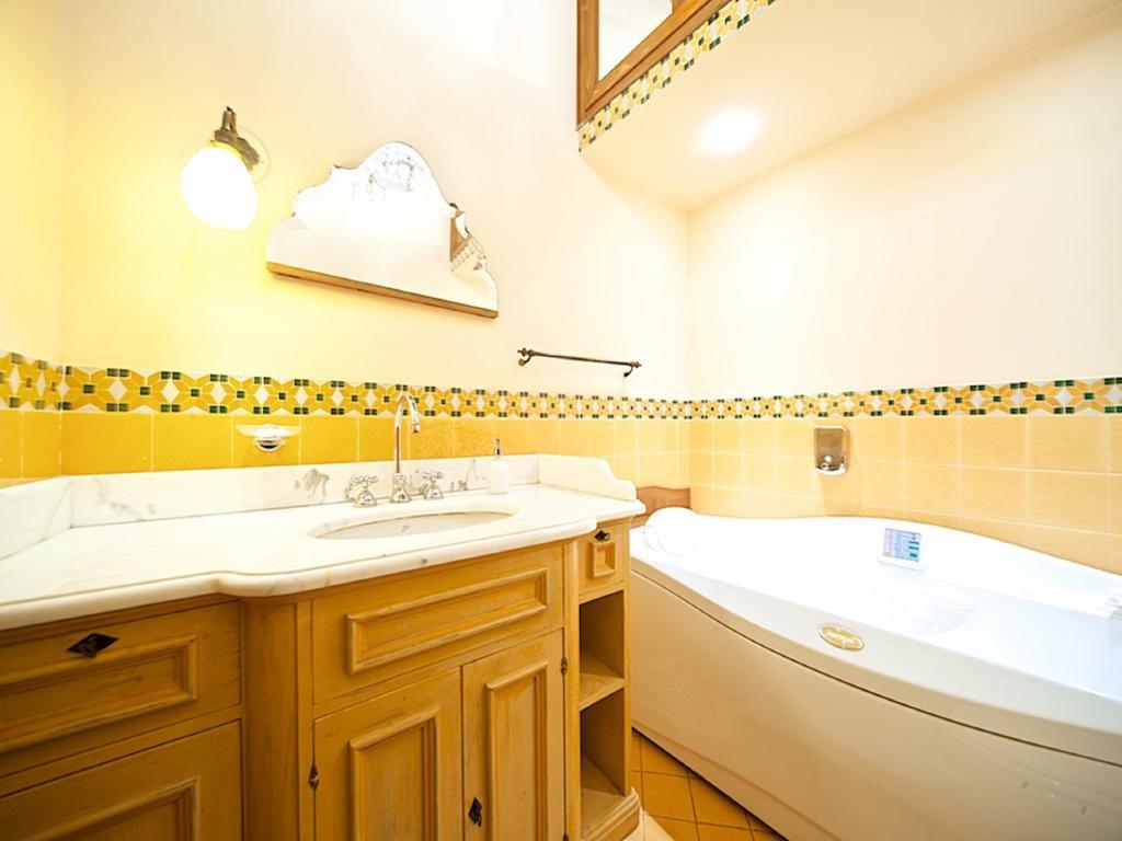 Charming Trastevere Apartment Rom Exteriör bild